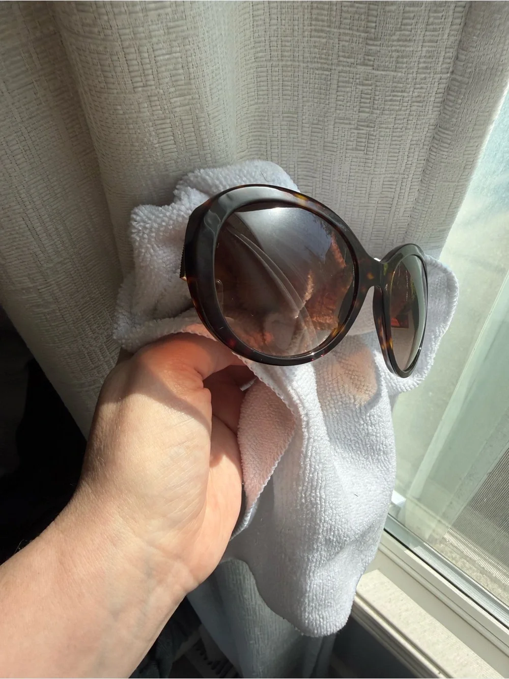 Burberry Tortoiseshell Oversized Sunglasses with Brown Gradient Lenses